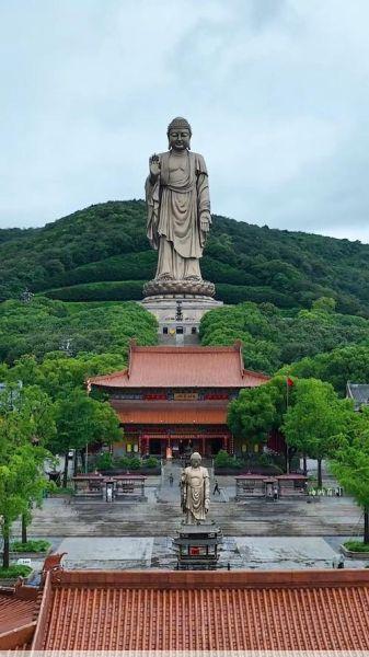 灵山大佛多高多重(灵山大佛多高海拔)