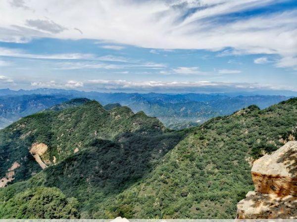 九山顶自然风景区九山顶自然风景区：安全问题频发，游客需谨慎