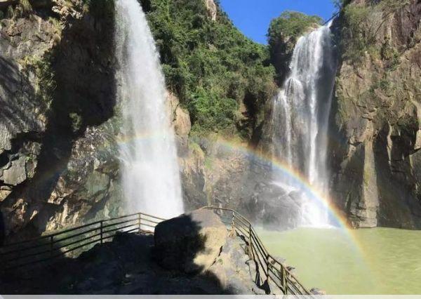 九鲤湖风景区九鲤湖祈梦文化