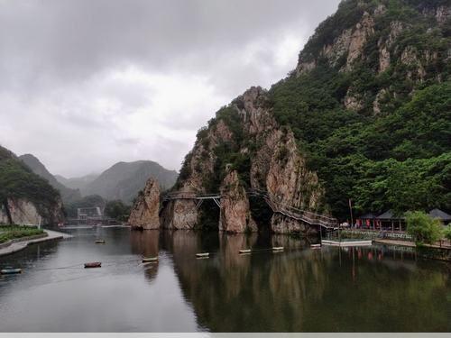 冰峪沟风景区大连冰峪沟：带你走进山水画廊，感受自然魅力