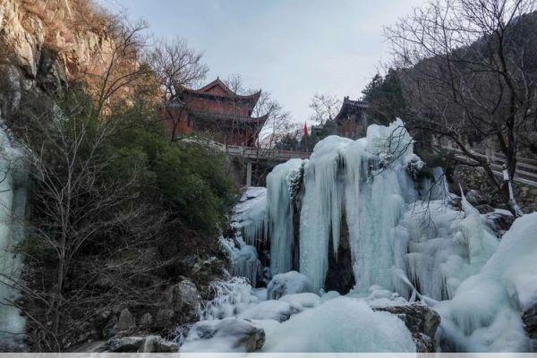 水帘峡风景区济南水帘峡：高山深峡，泉城第一瀑